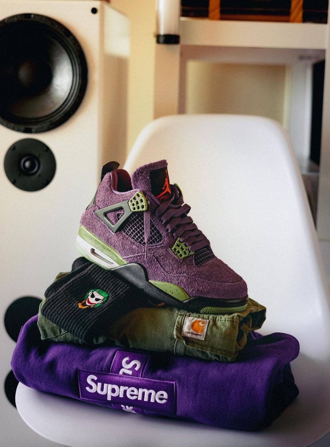 Air Jordan 4 Canyon Purple