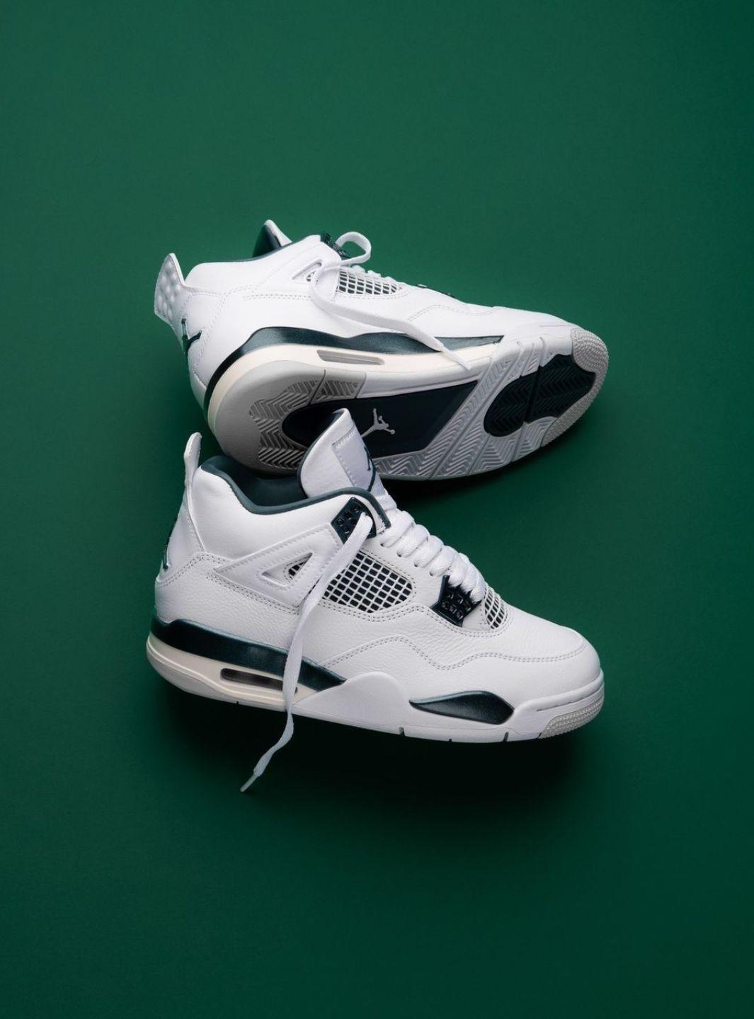 Air Jordan 4 Retro Oxidized Green