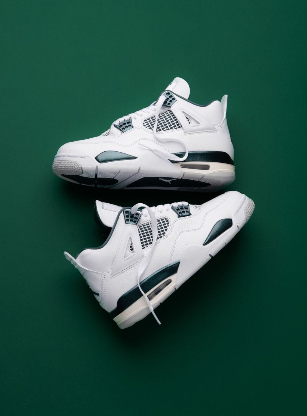 Air Jordan 4 Retro Oxidized Green