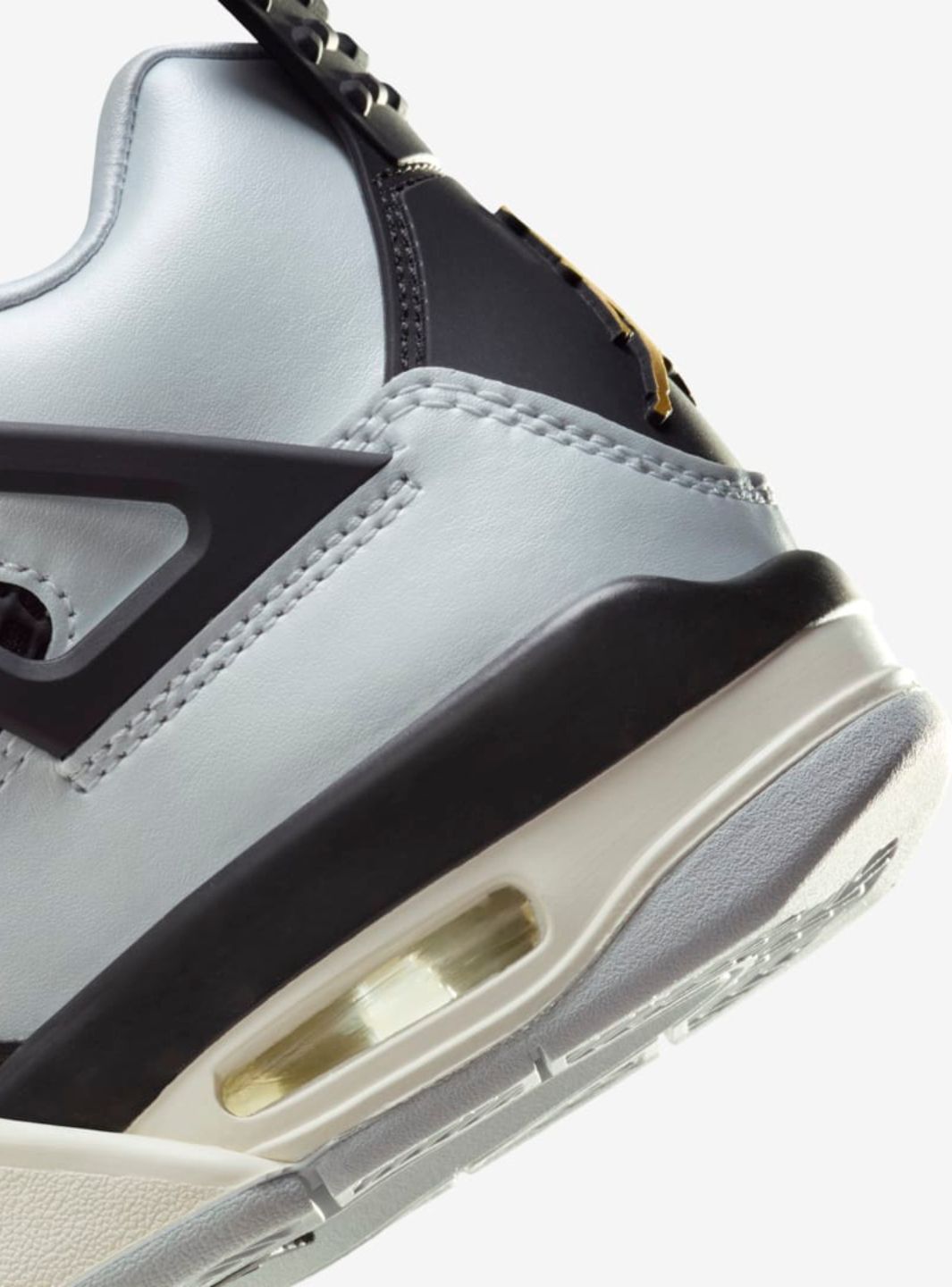 Air Jordan 4 Retro Platinum Gold